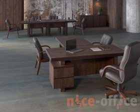 Кабинет руководителя Кэпитал / Capital images