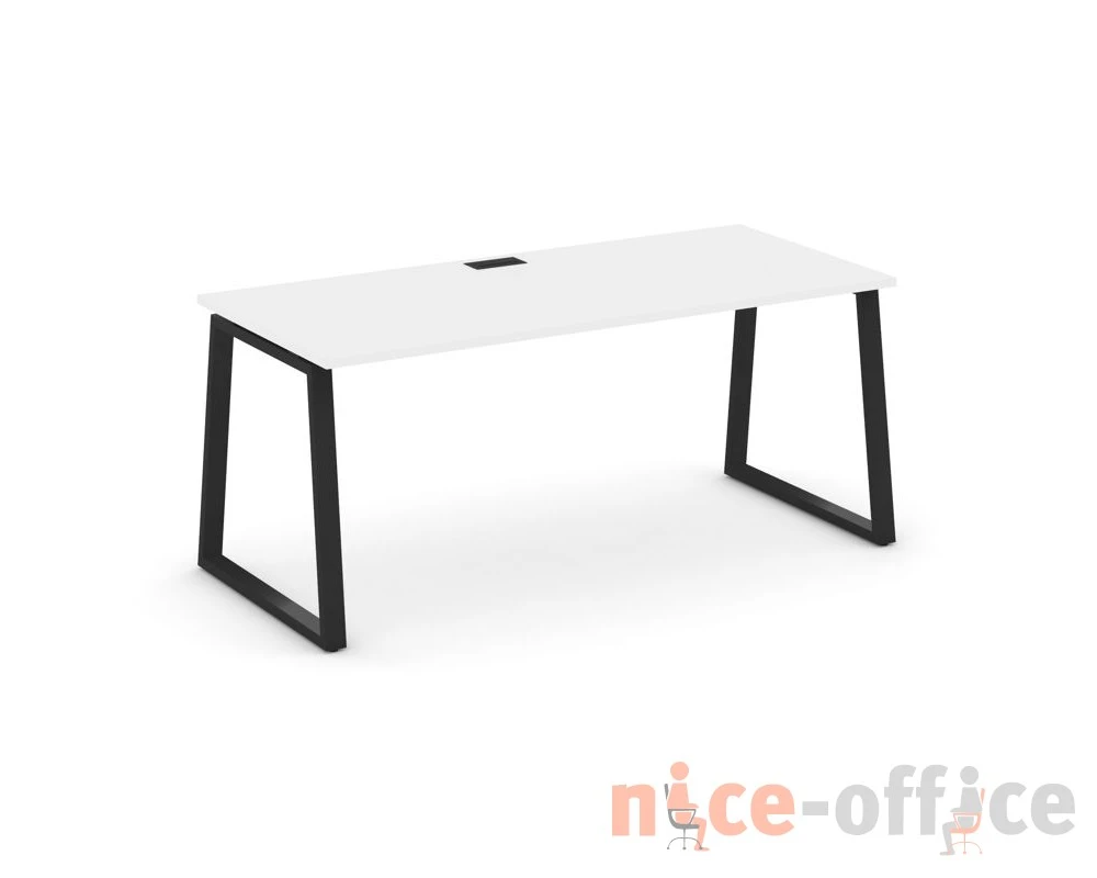 Стол письменный опоры трапеция 1380x700x750 Стайл Проджект Директ / Style Project Direct