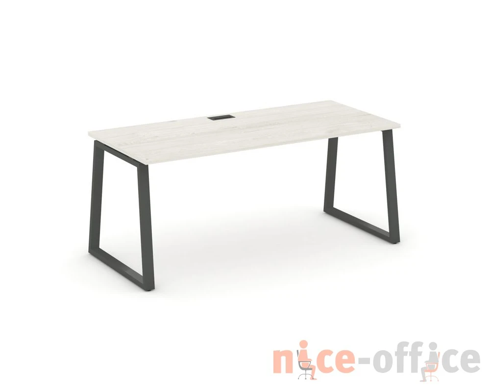 Стол письменный опоры трапеция 1380x700x750 Стайл Проджект Директ / Style Project Direct