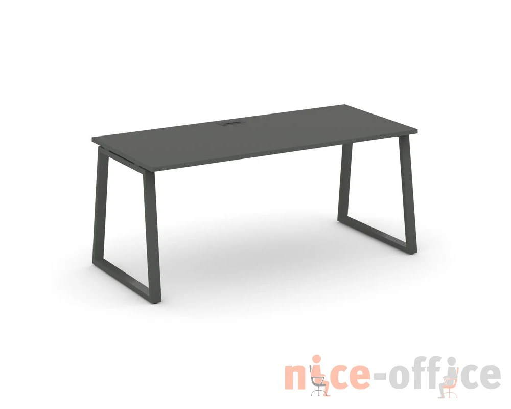 Стол письменный опоры трапеция 1380x700x750 Стайл Проджект Директ / Style Project Direct