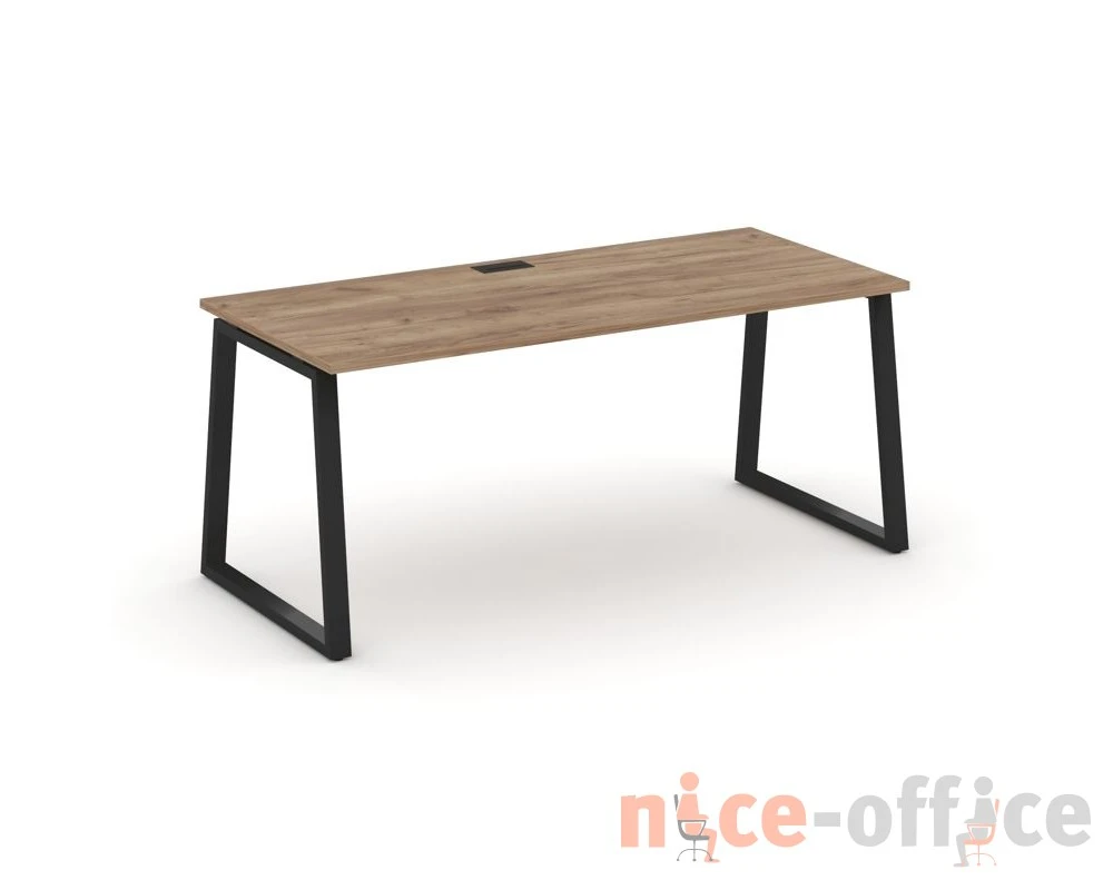 Стол письменный опоры трапеция 1380x700x750 Стайл Проджект Директ / Style Project Direct