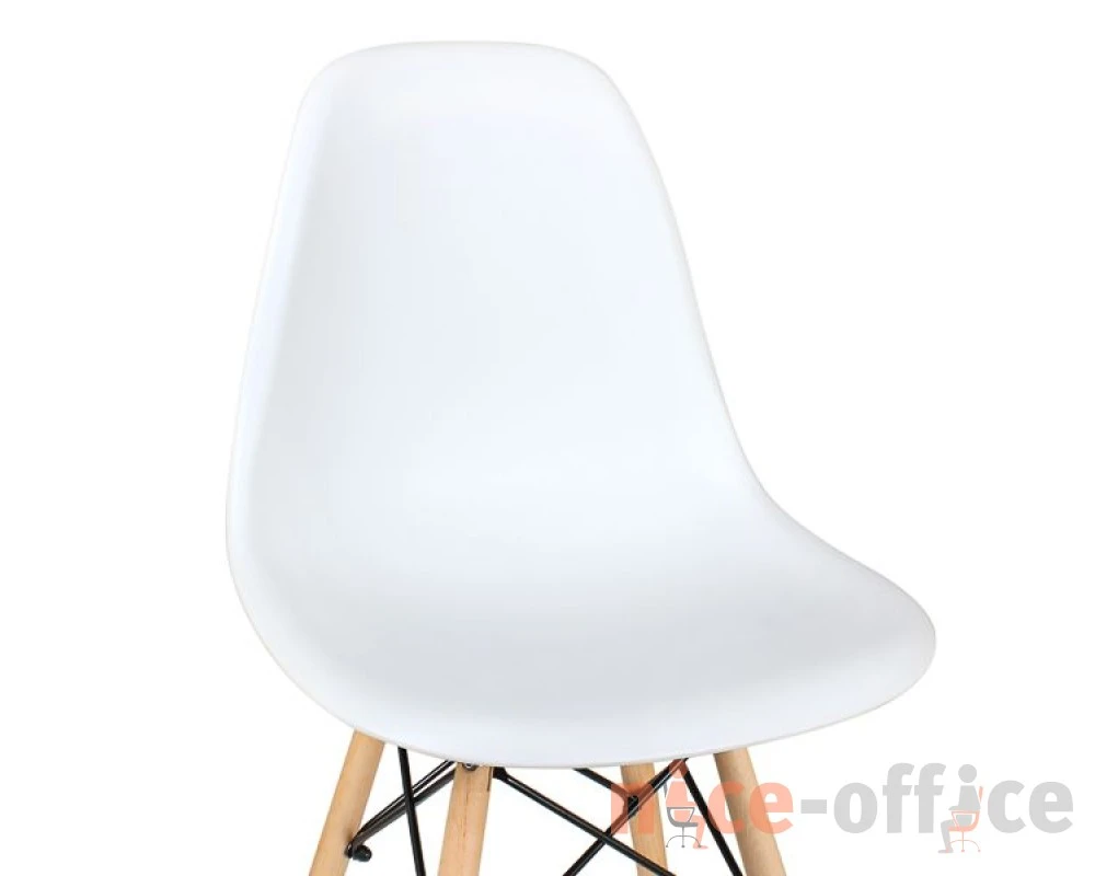 Стул дизайнерский Eames Dsw